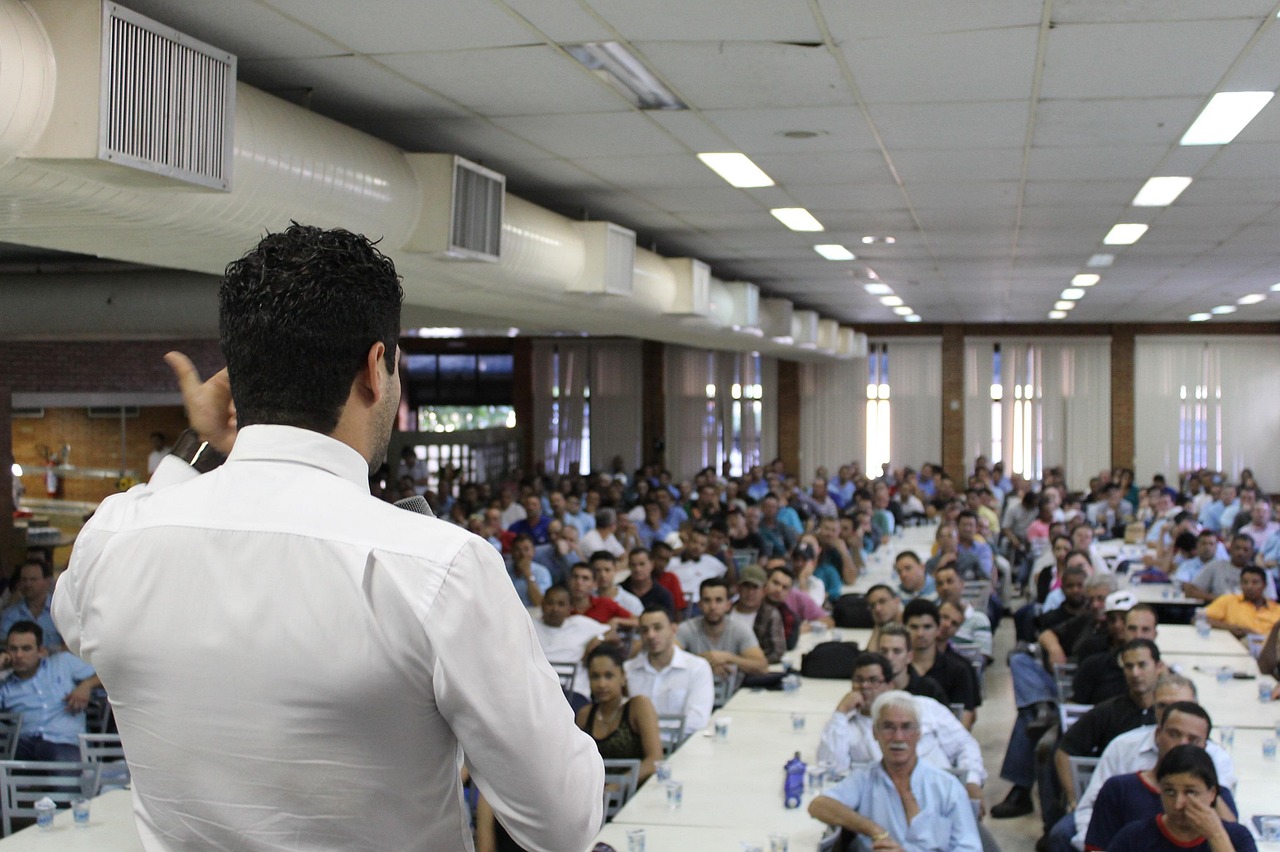 創(chuàng)業(yè)演講比賽，點燃激情，激發(fā)創(chuàng)新力量，成就夢想之旅