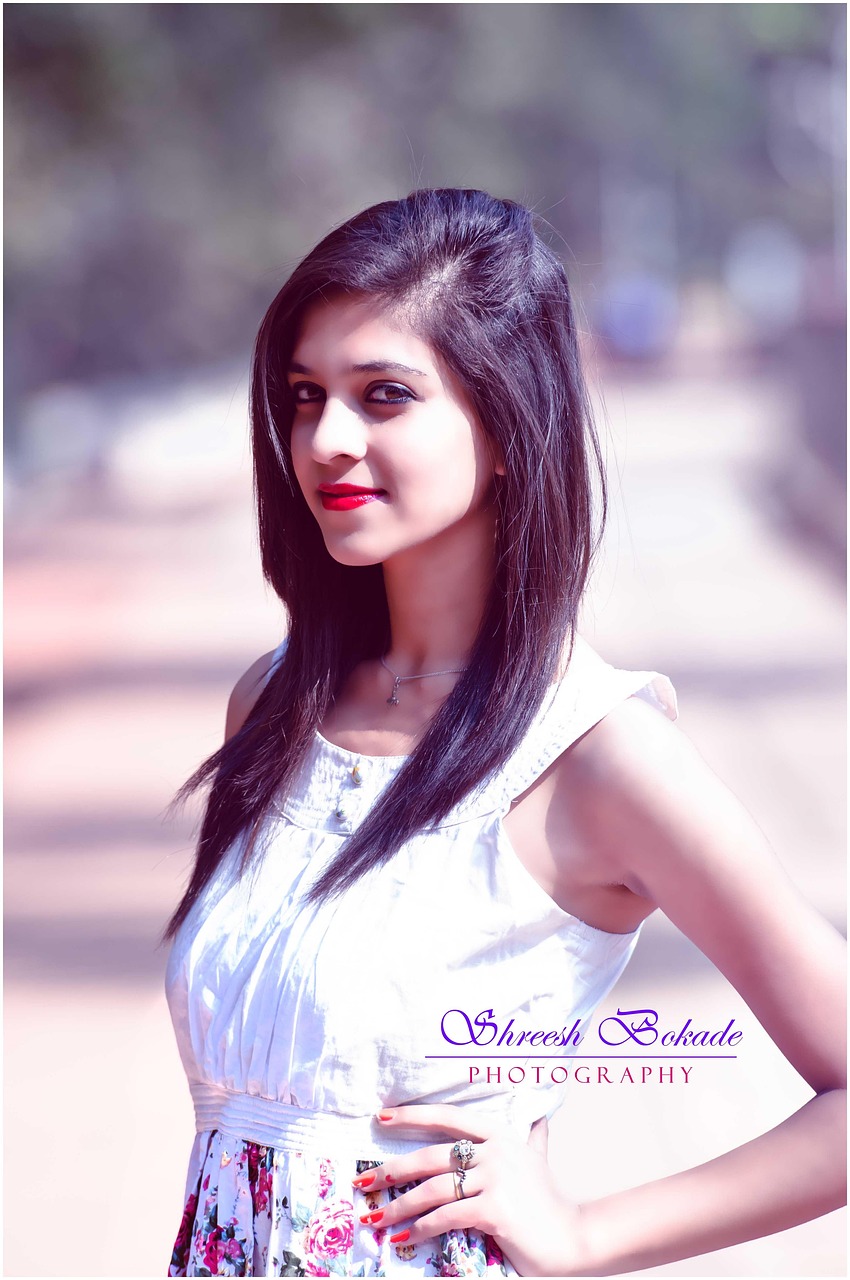 李溪芮近期美照，璀璨星光下的時(shí)尚魅力展現(xiàn)