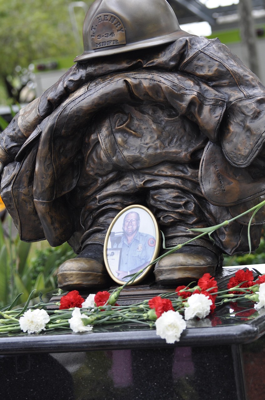 最新鎧甲英雄，無畏守護者的榮耀登場