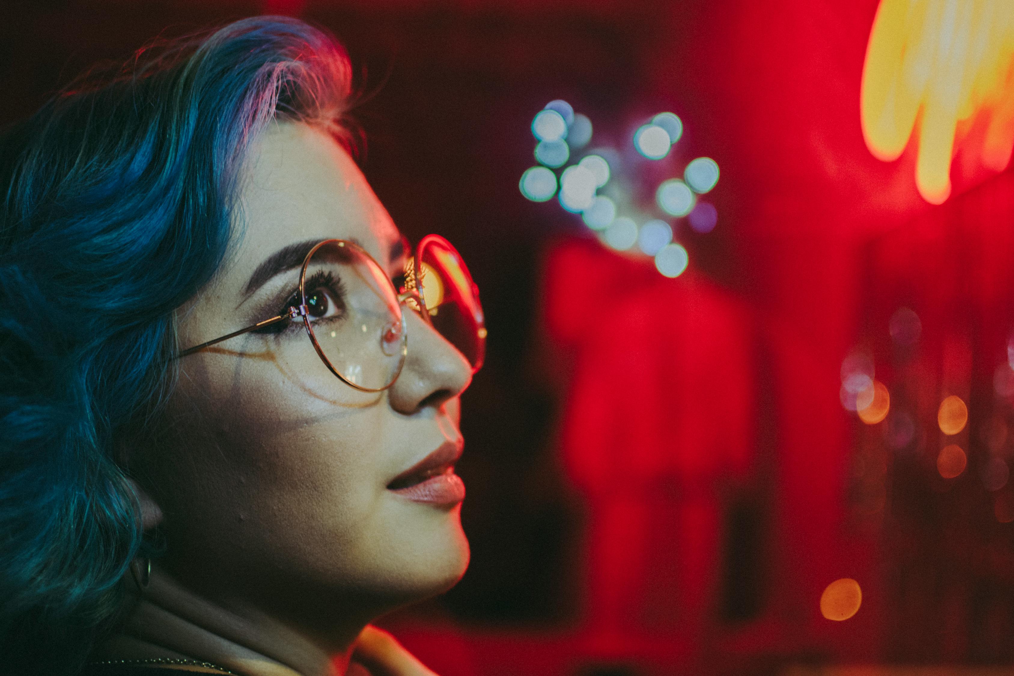 明星牙齒矯正之旅，從疼痛到美麗的蛻變之路