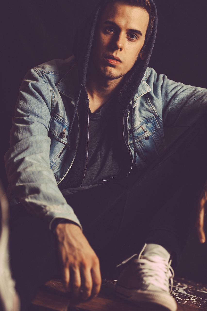 探索男士發(fā)型潮流，2017年度流行發(fā)型概覽