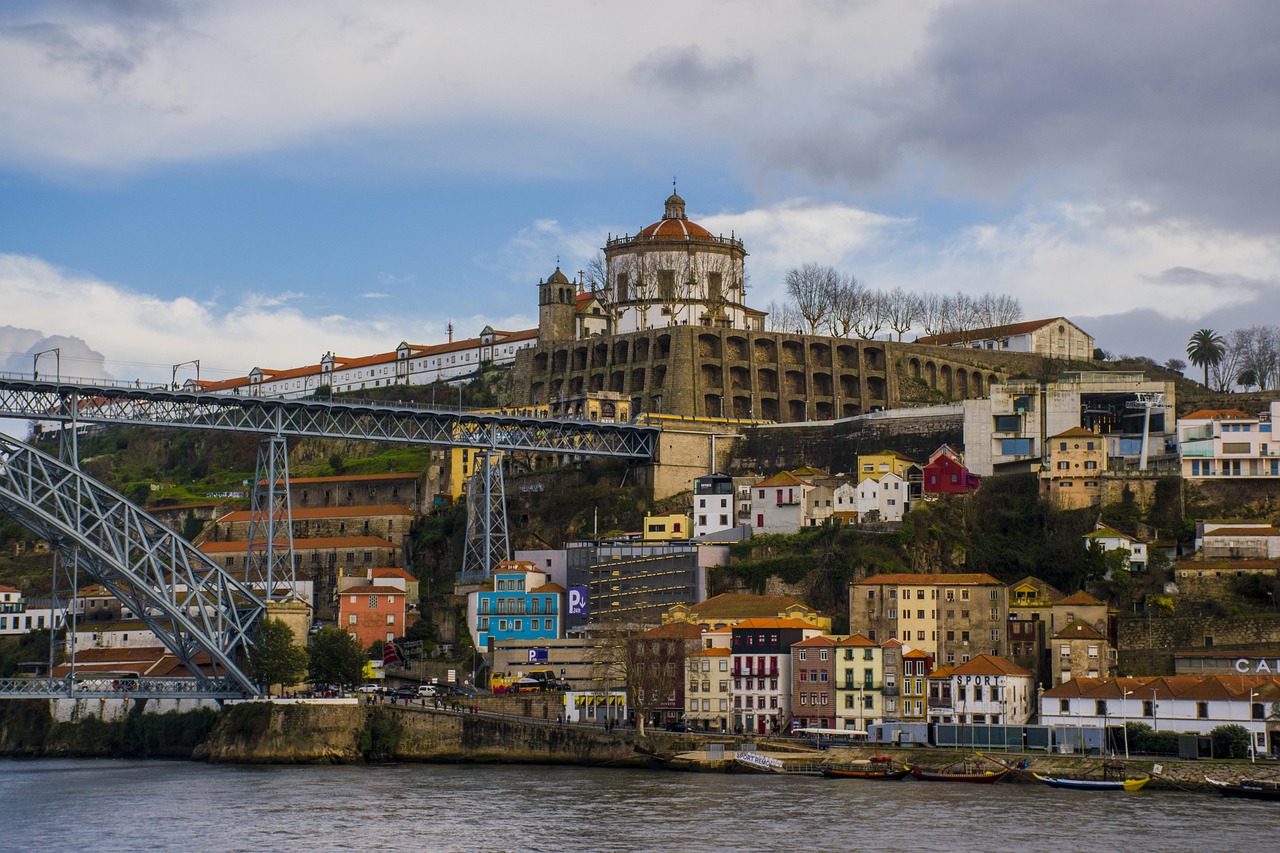 三亞最新動(dòng)態(tài)，城市發(fā)展與旅游創(chuàng)新融合之路