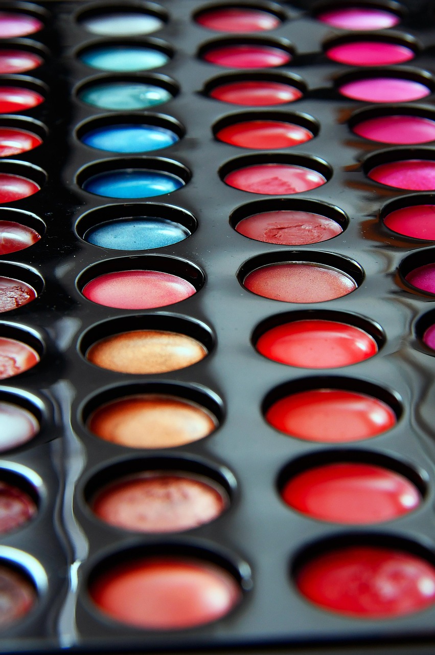 全球軍事沖突最新動(dòng)態(tài)及影響分析，最新戰(zhàn)事報(bào)道與深度解讀