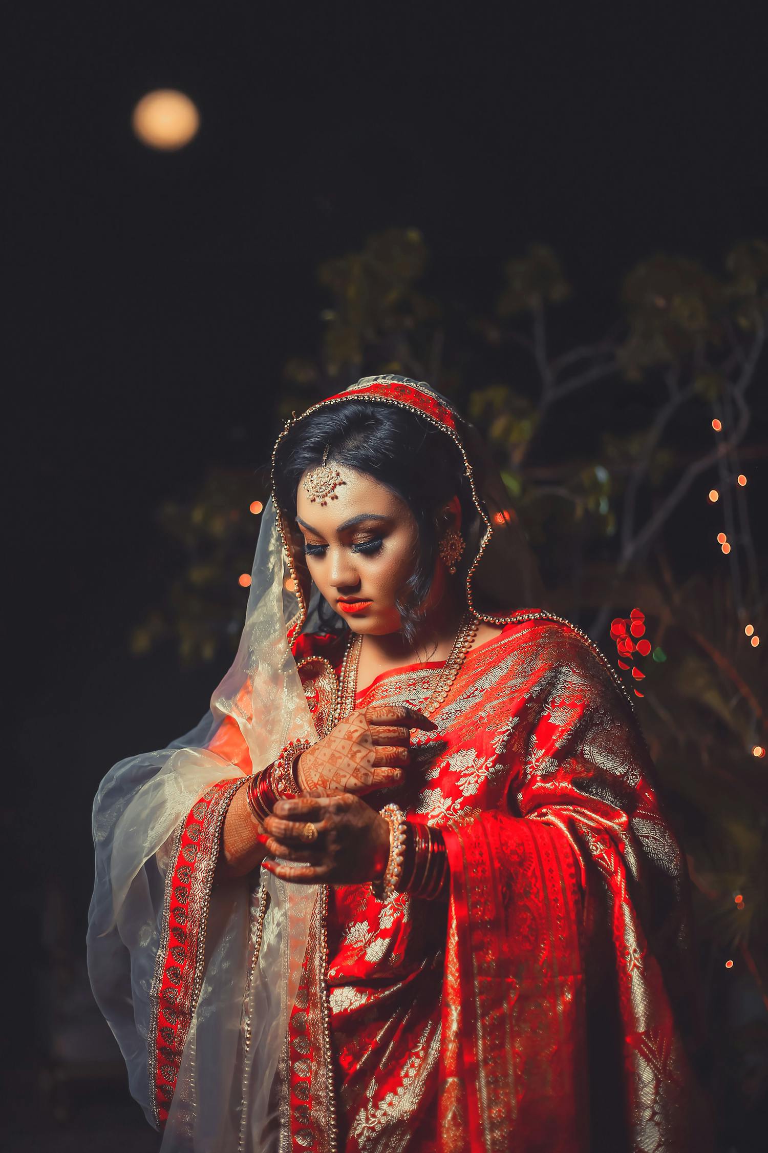 屋塔房王世子演員，演技與角色的無縫融合，展現(xiàn)完美融合的藝術(shù)魅力