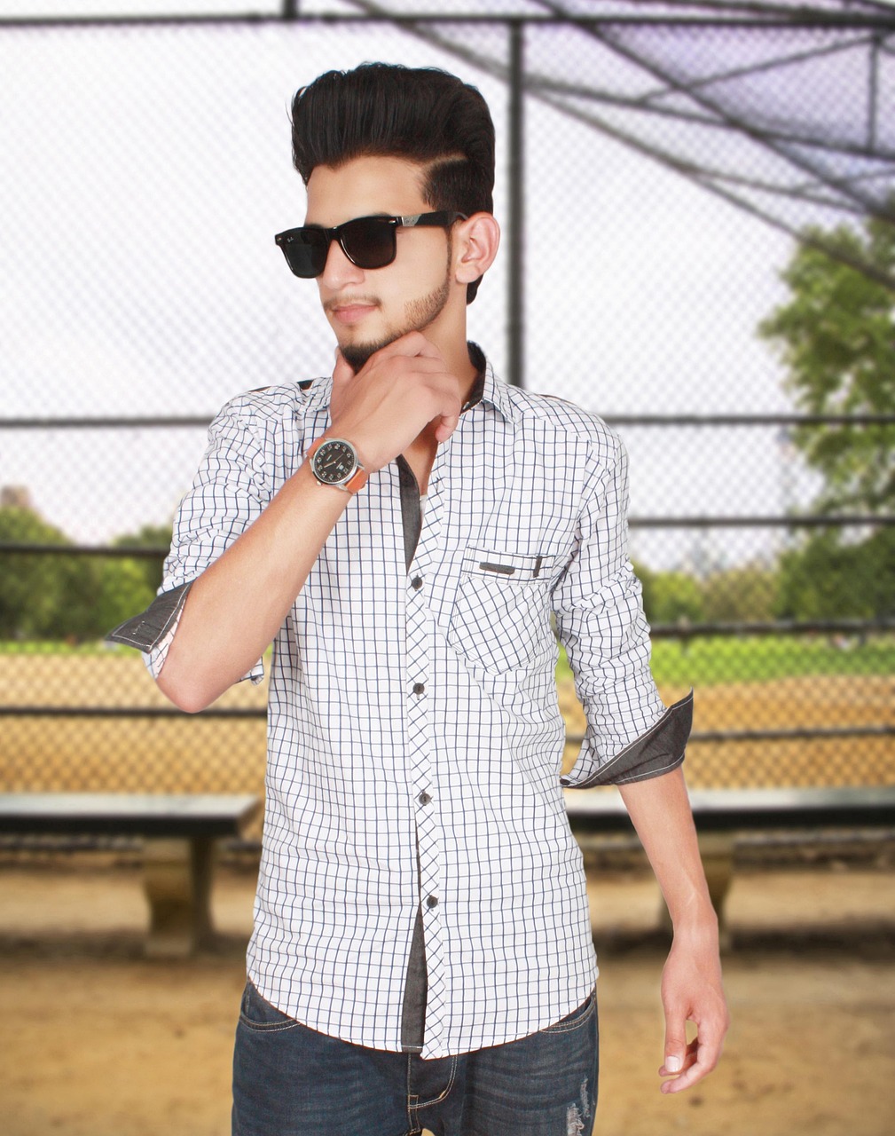 王凱最新帥氣圖片，展現(xiàn)獨特魅力與風采的魅力男模形象！