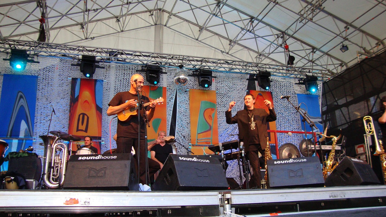 禮儀比賽演講，展現(xiàn)優(yōu)雅風(fēng)采的舞臺(tái)