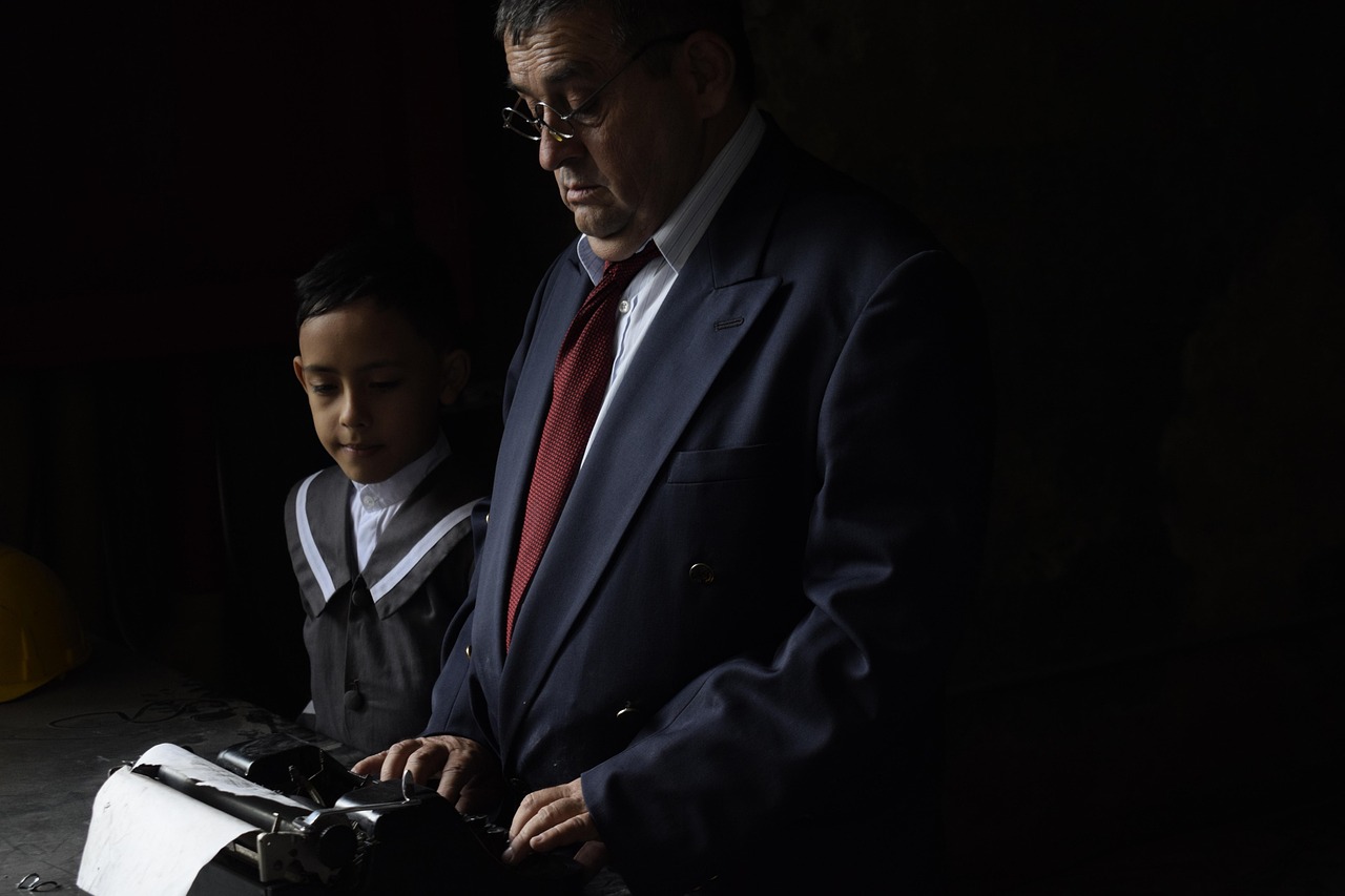 演員黃明，藝術(shù)之路的卓越與人生的多彩風(fēng)采