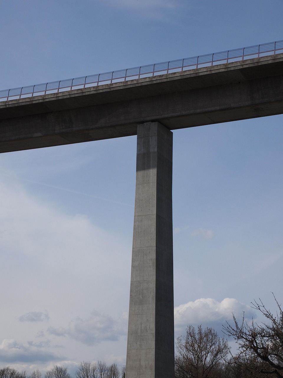 創(chuàng)新綠色智能驅(qū)動未來，青年汽車集團最新動態(tài)與發(fā)展展望